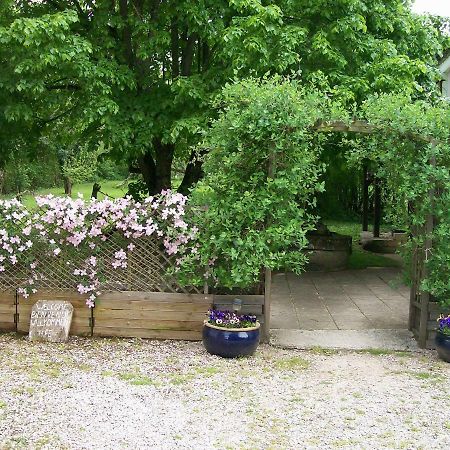 Chez Scallan B&B Sens sur Seille Kültér fotó